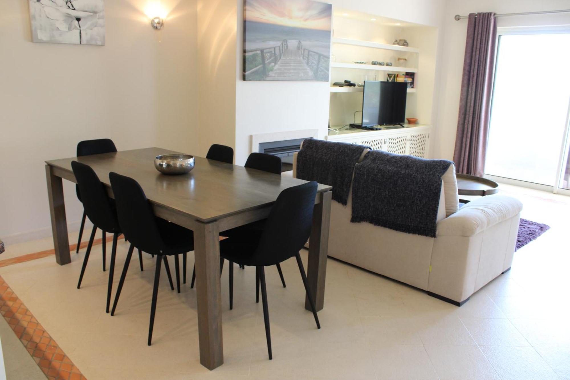 Apartment Luxury 2 Bedroom With Private Garden *